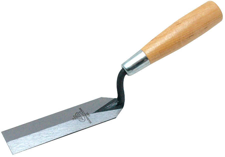 MARSHALLTOWN TROWEL CO, Marshalltown 2 po. W X 6 in. L en acier à haute teneur en carbone