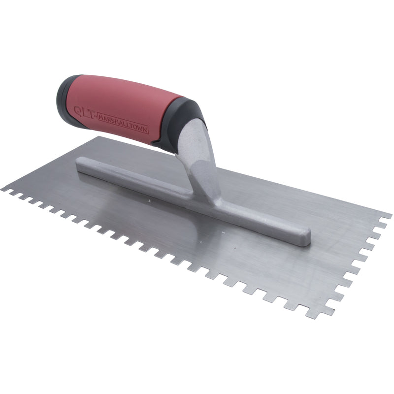 MARSHALLTOWN TROWEL CO, Marshalltown 4-1/2 in. W X 11 in. L Truelle dentelée en acier