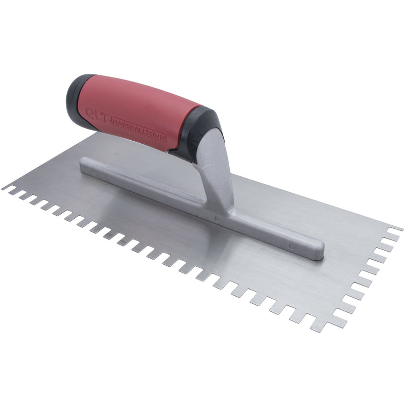 MARSHALLTOWN TROWEL CO, Marshalltown 4-1/2 in. W X 16 in. L Truelle dentelée en acier