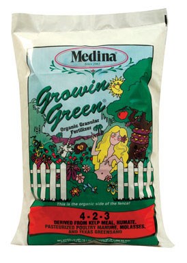 Produits agricoles Medina, Medina Growin Green Engrais organique granulaire 4-2-3 3000 Sq. Ft. Granules 40 Lb.